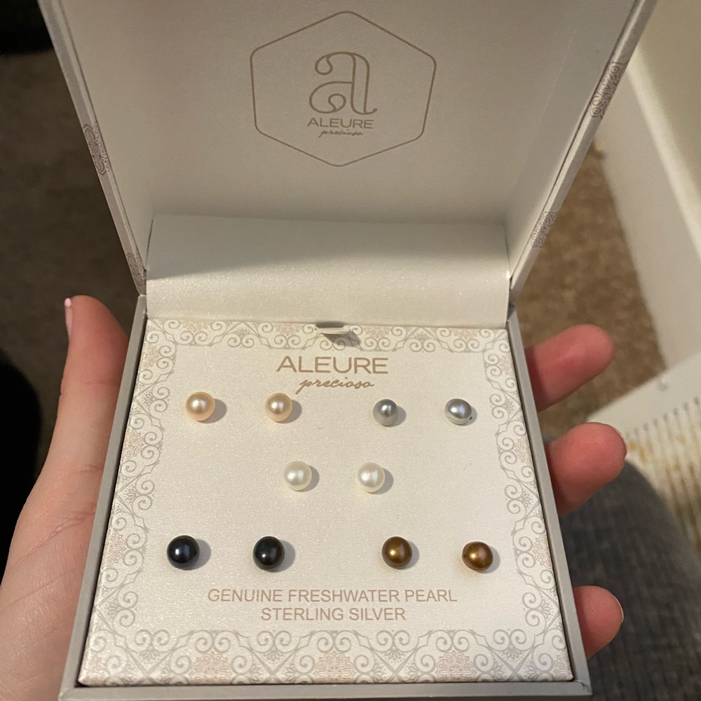 freshwater pearl earring set with sterling silver backings